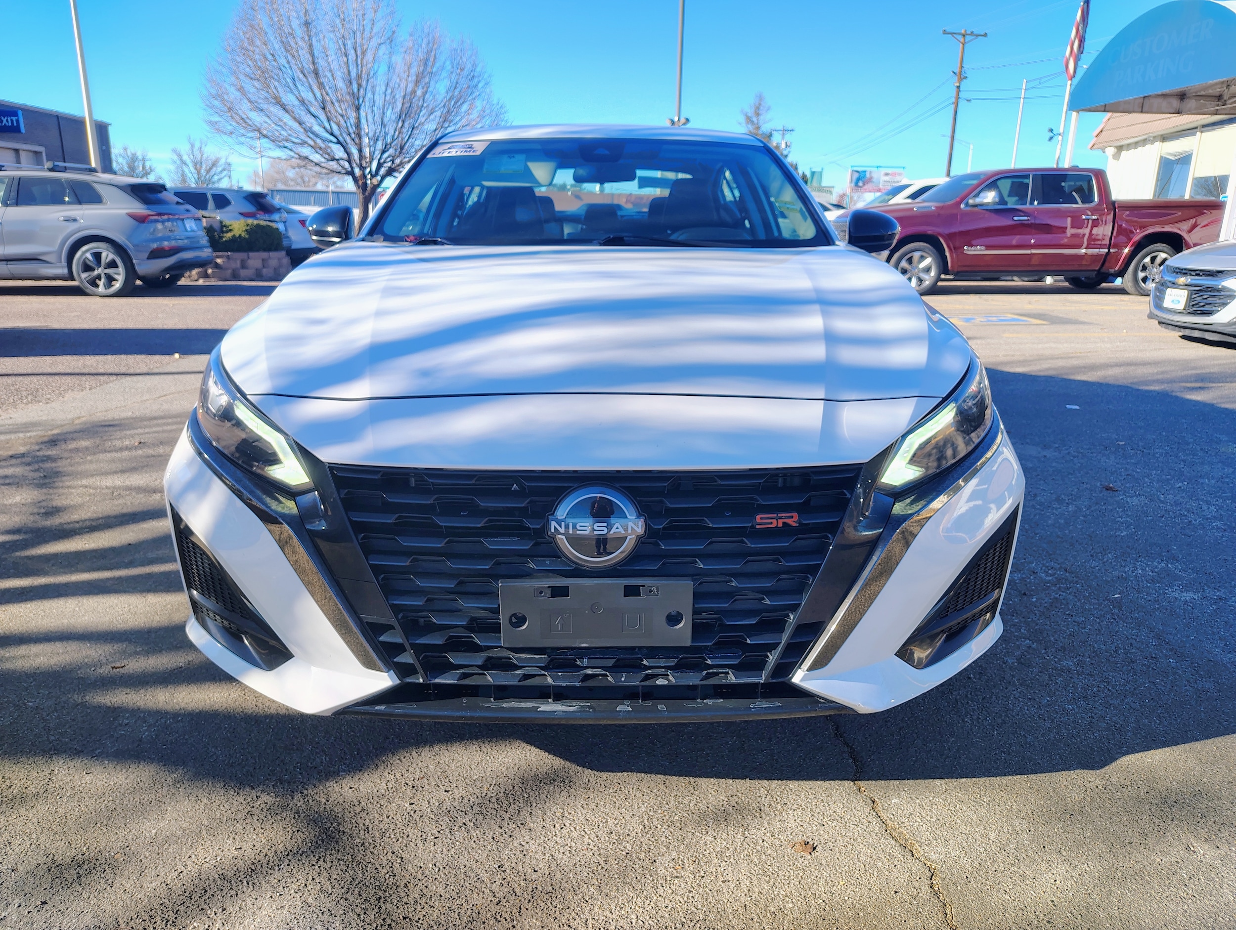 2024 Nissan Altima SR