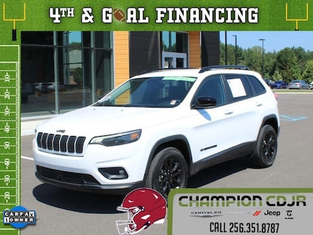 2023 Jeep Cherokee Altitude Lux SUV