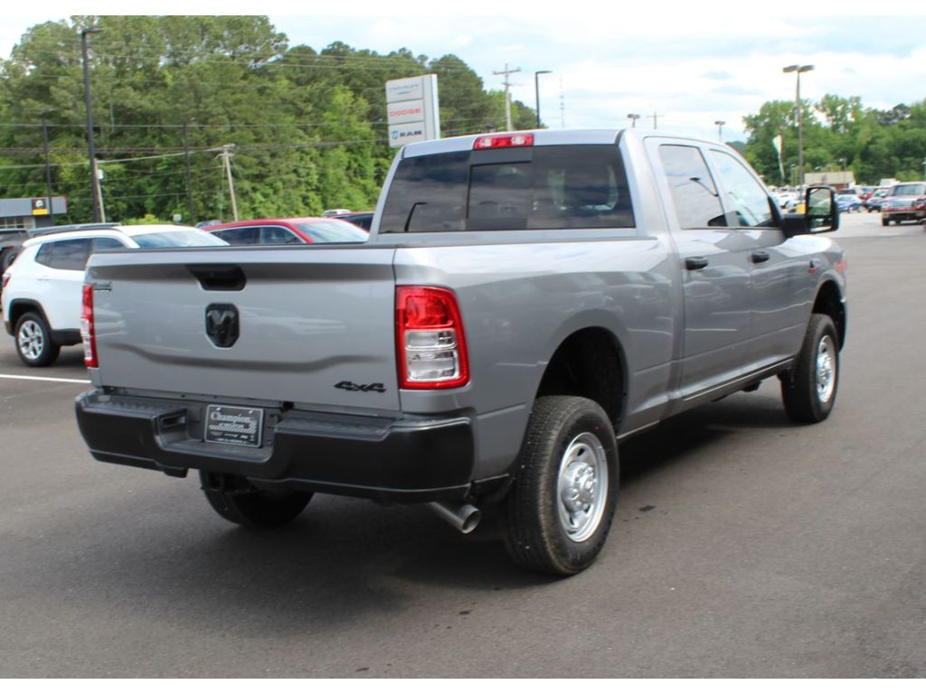 2024 Ram 2500 Tradesman photo 2