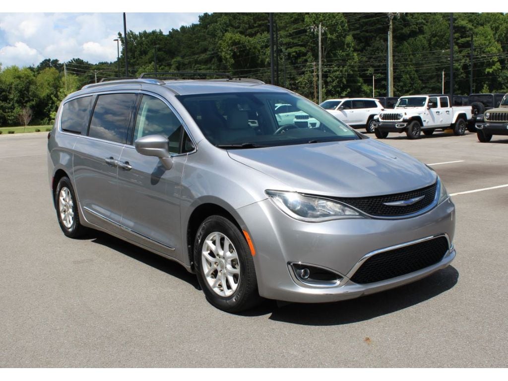 Used 2020 Chrysler Pacifica Touring L Passenger Van