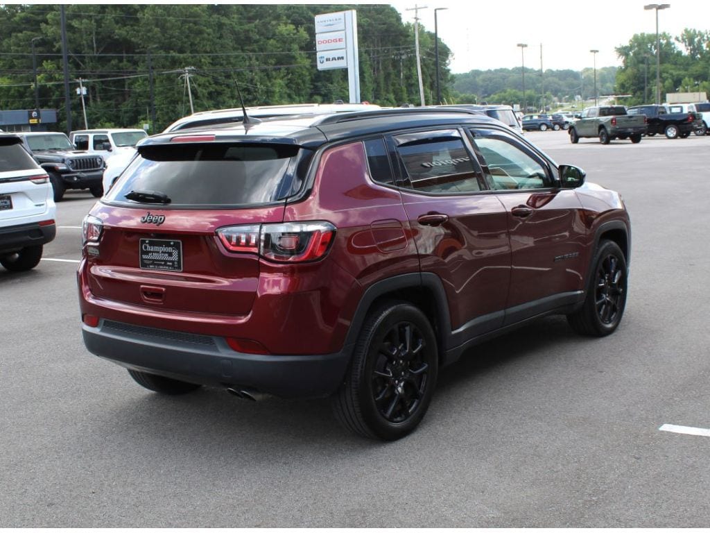 Used 2022 Jeep Compass Altitude Sport Utility