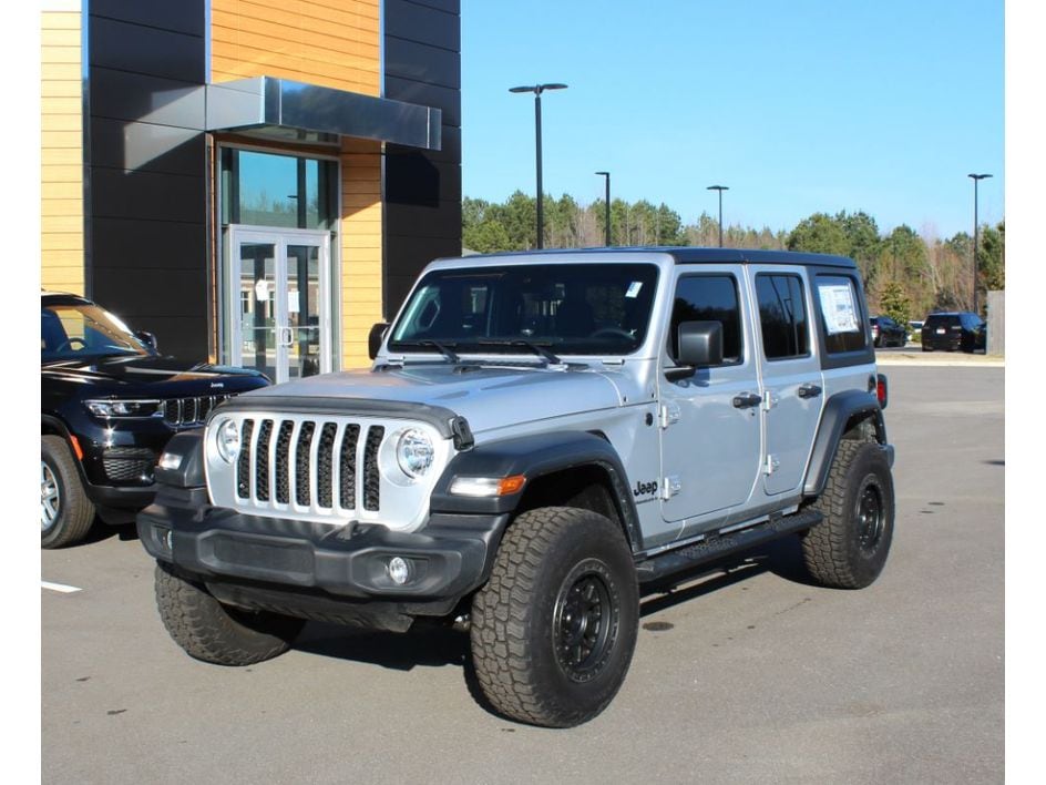 2024 Jeep Wrangler 4-Door Sport S's photo