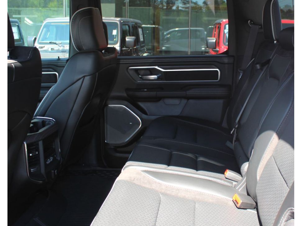 2025 RAM 1500 Laramie - Photo 29