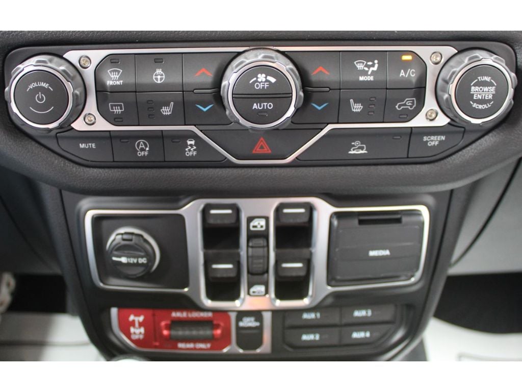 2026 Jeep Wrangler 4-Door Willys - Photo 13