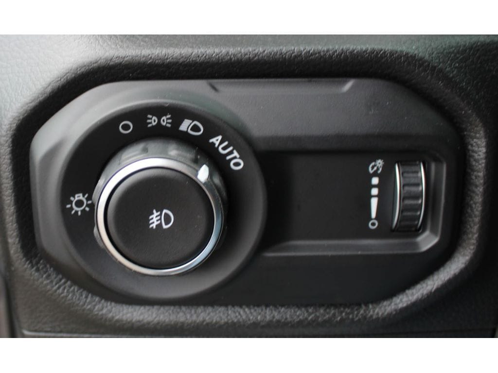 2026 Jeep Wrangler 4-Door Willys - Photo 19