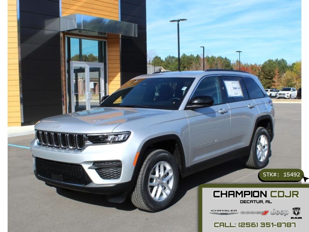 New 2025 Jeep Grand Cherokee Laredo X Sport Utility