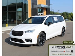 2026 Chrysler Pacifica Limited Passenger Van