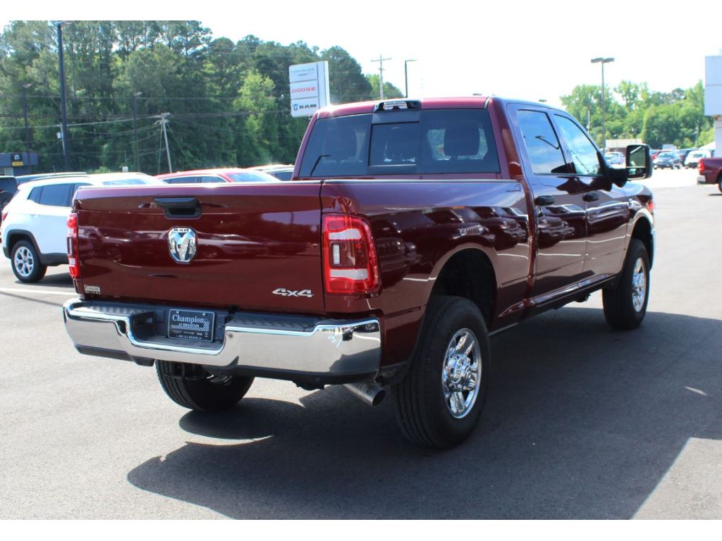 2024 Ram 2500 Tradesman photo 4