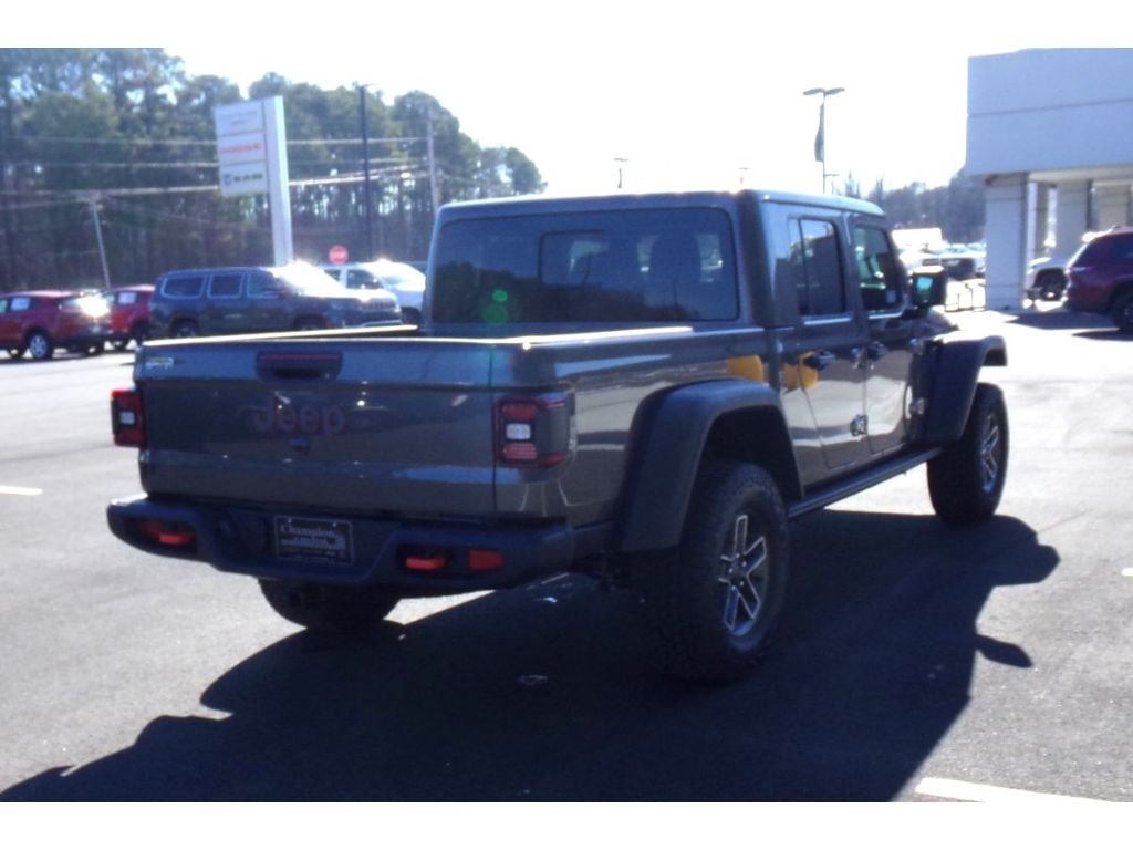 2025 Jeep Gladiator Mojave photo 3