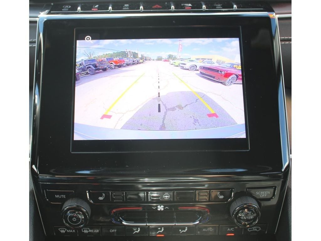 2023 Jeep Grand Cherokee L Altitude - Photo 12