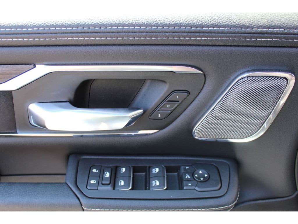 2025 RAM 1500 Laramie - Photo 25