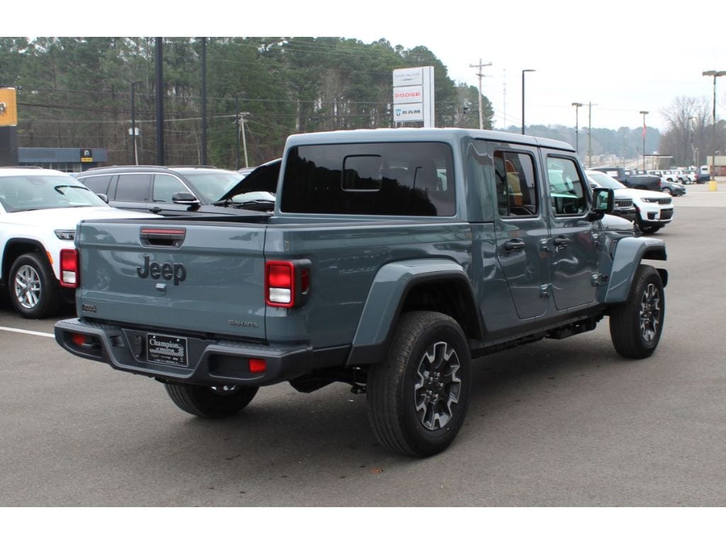 New 2026 Jeep Gladiator Sahara Pickup