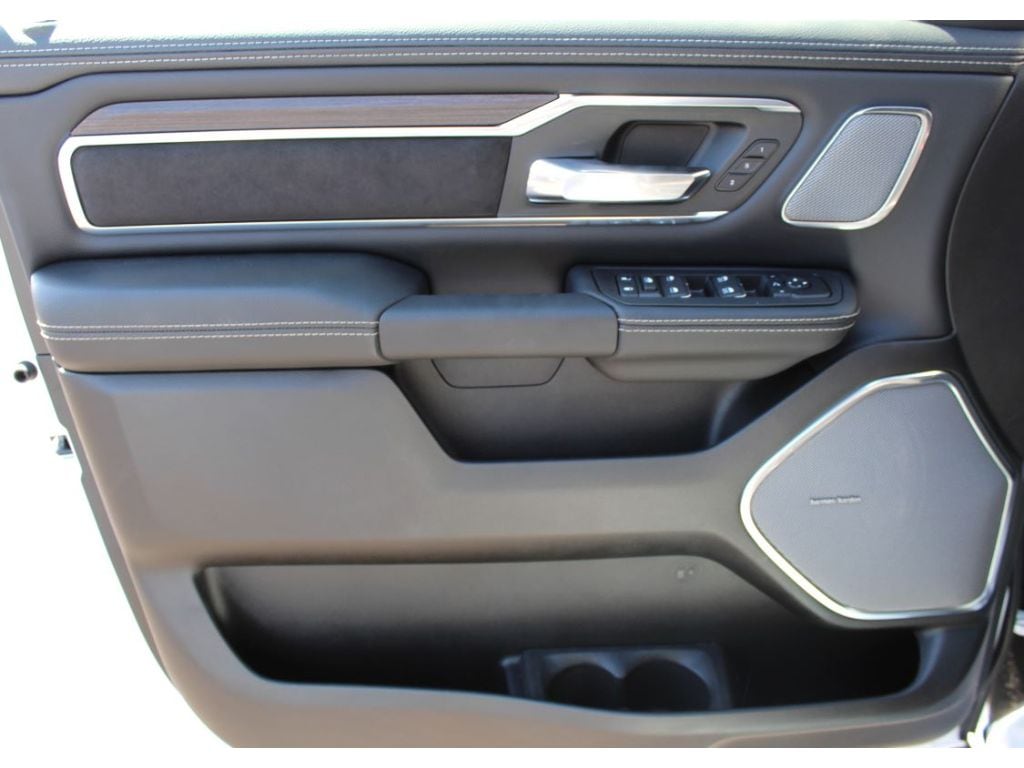 2025 RAM 1500 Laramie - Photo 24