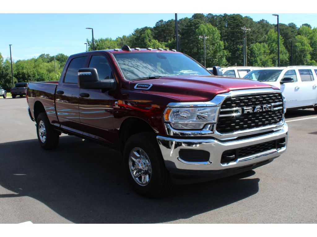 2024 Ram 2500 Tradesman photo 3