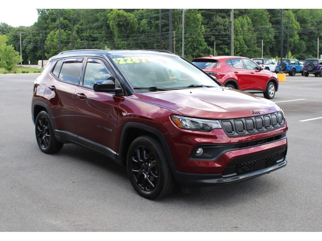 Used 2022 Jeep Compass Altitude Sport Utility