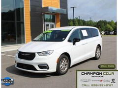 2024 Chrysler Pacifica Touring L Passenger Van