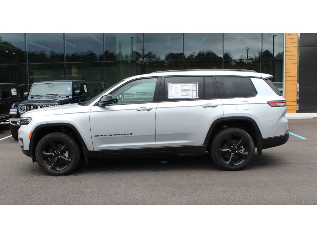 2023 Jeep Grand Cherokee L Altitude - Photo 7