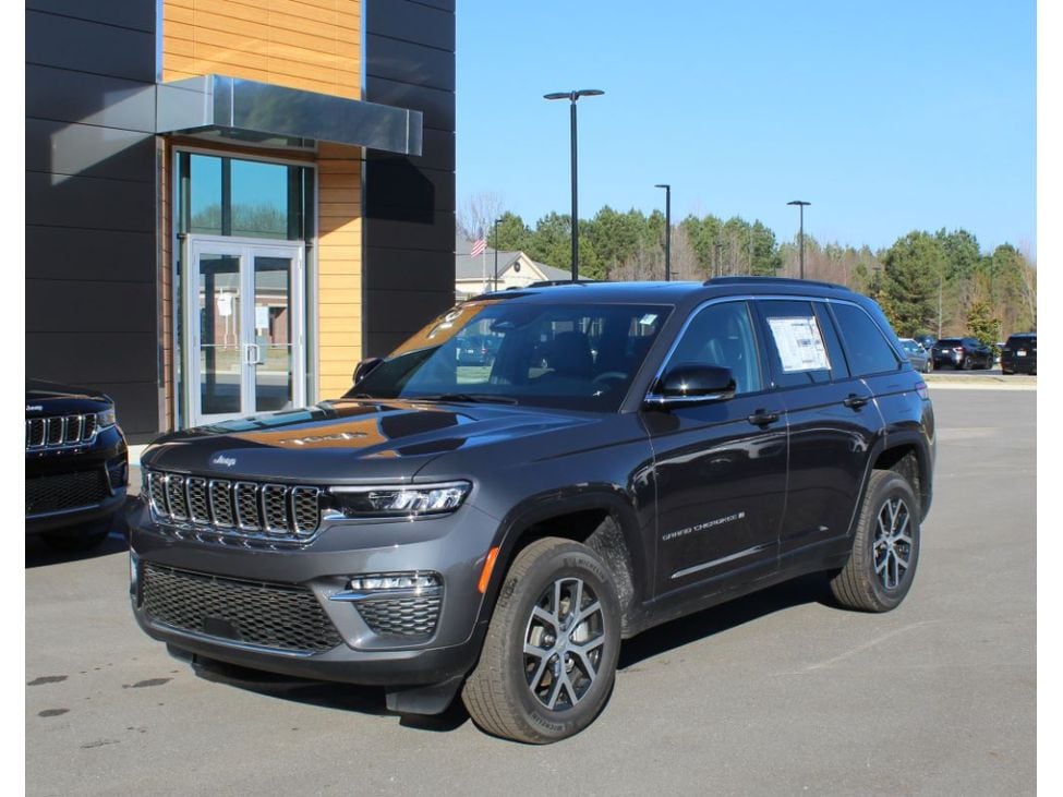 2025 Jeep Grand Cherokee Limited's photo