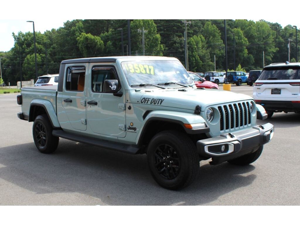 Used 2023 Jeep Gladiator Sport S Crew Cab