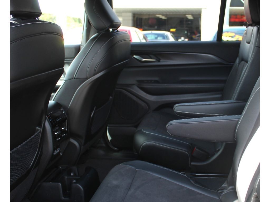 2023 Jeep Grand Cherokee L Altitude - Photo 26