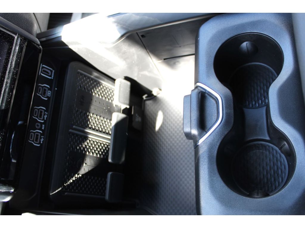 2025 RAM 1500 Laramie - Photo 16