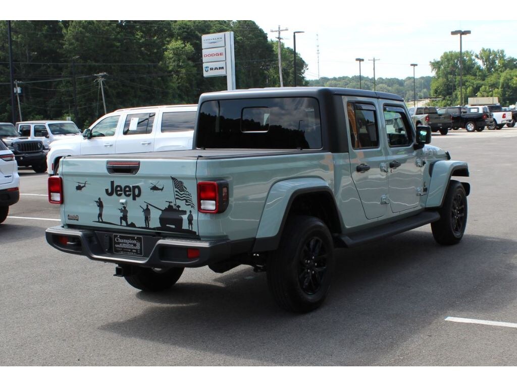 Used 2023 Jeep Gladiator Sport S Crew Cab
