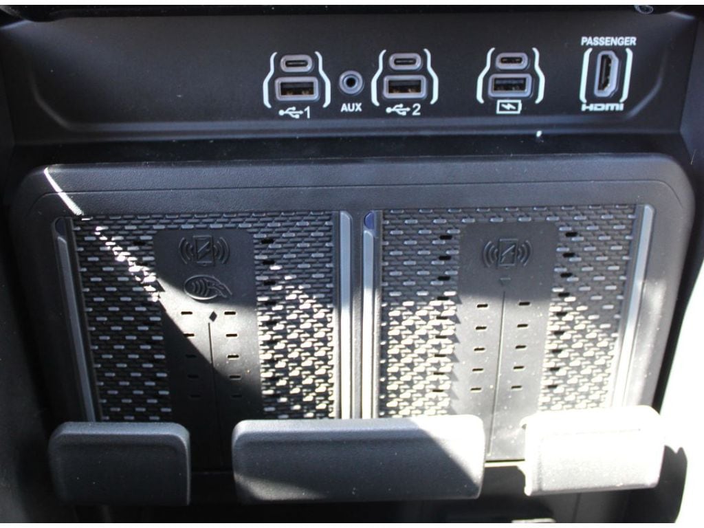 2025 RAM 1500 Laramie - Photo 14
