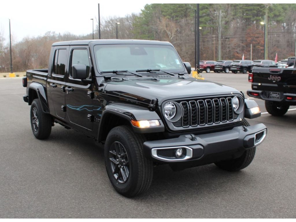 New 2026 Jeep Gladiator Sport S Pickup