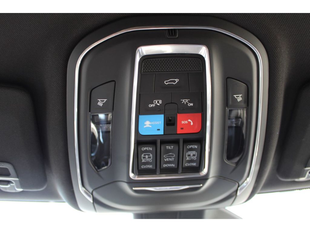 2025 Jeep Grand Cherokee Limited - Photo 17