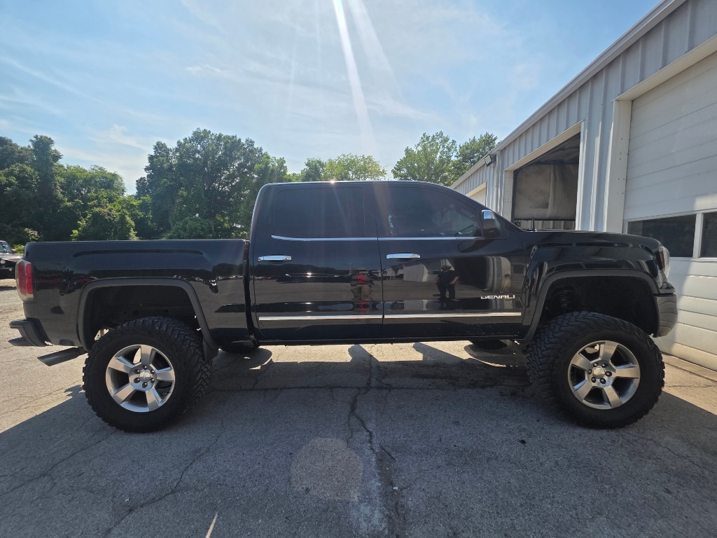 Used 2016 GMC Sierra Denali Crew Cab
