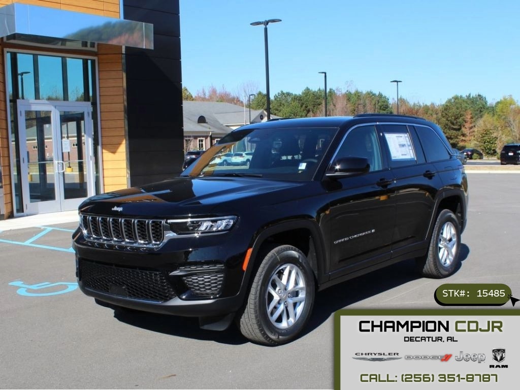 New 2025 Jeep Grand Cherokee Laredo X Sport Utility