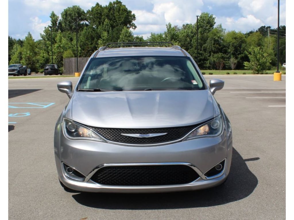Used 2020 Chrysler Pacifica Touring L Passenger Van