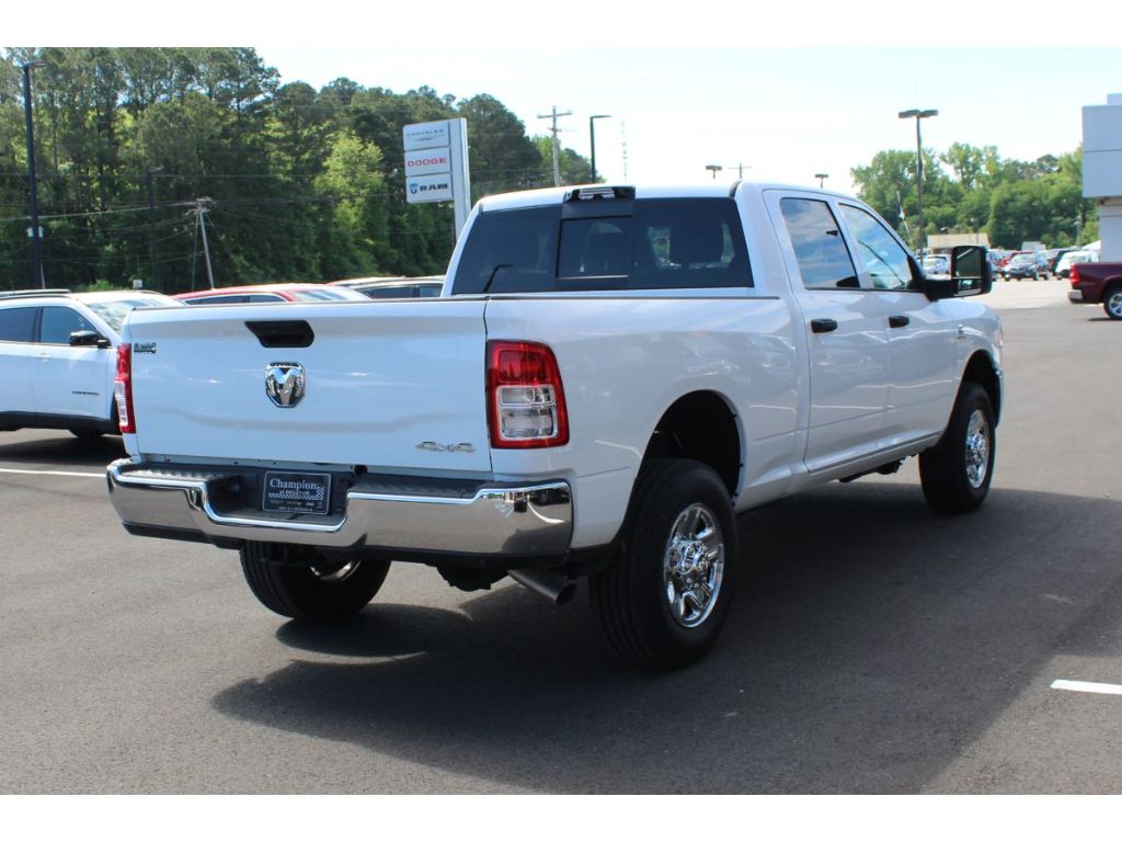 2024 Ram 2500 Tradesman photo 4