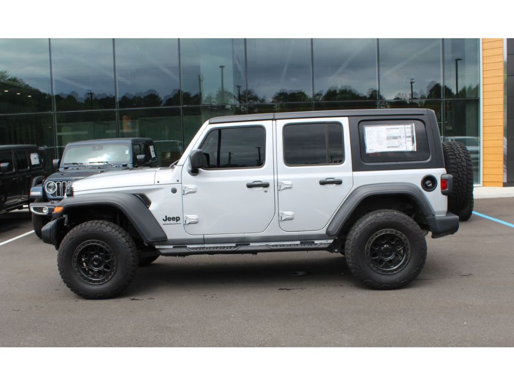 2024 Jeep Wrangler Sport S photo 3