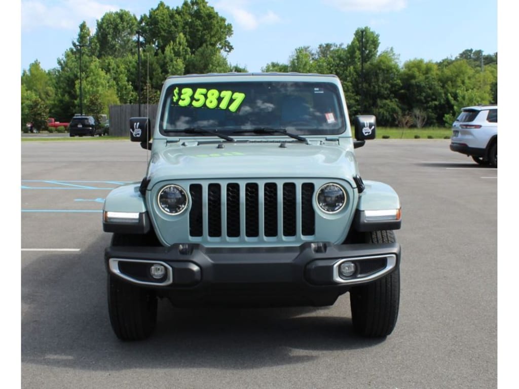 Used 2023 Jeep Gladiator Sport S Crew Cab