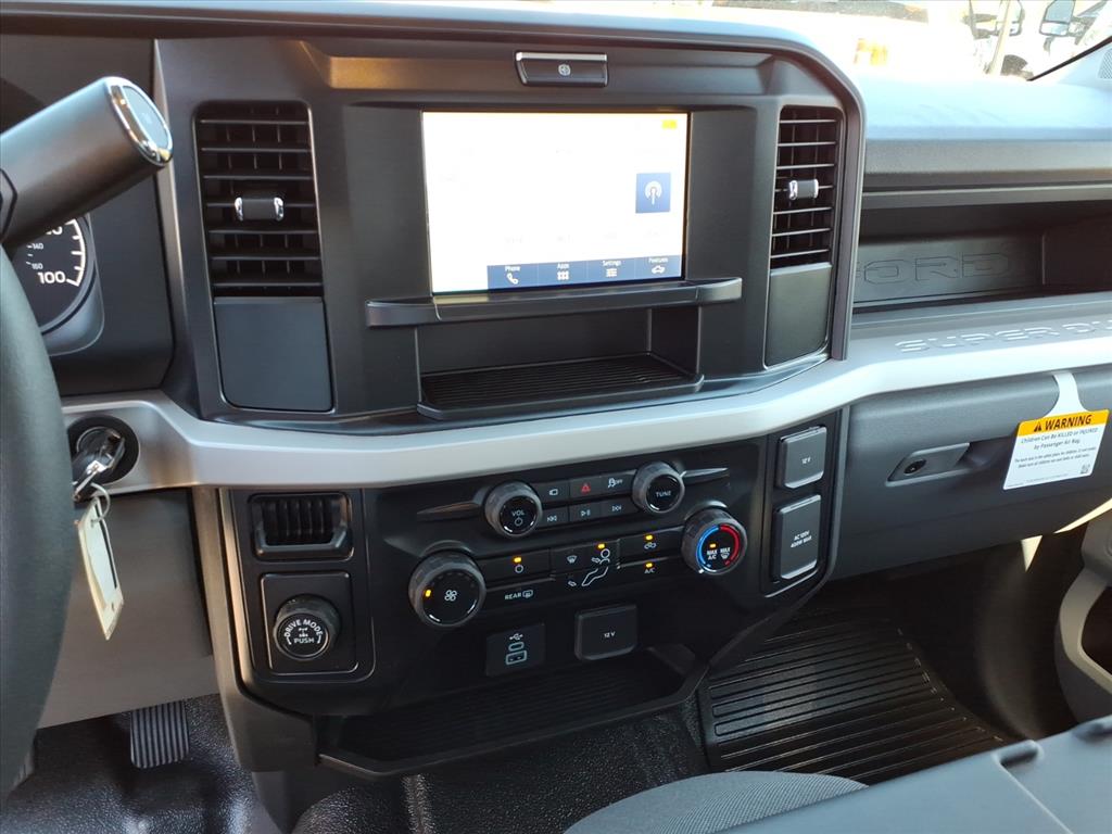 2026 Ford F-350 Super Duty XL - Photo 8