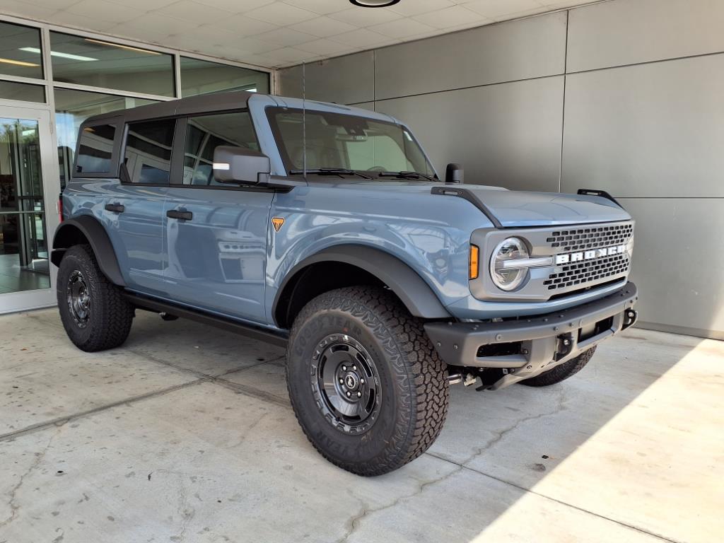 2025 Ford Bronco 4-Door Badlands's photo
