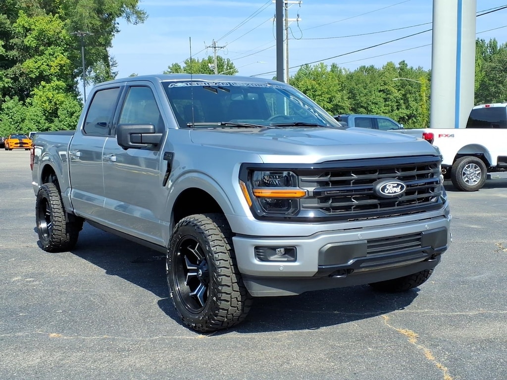 New 2026 Ford F-150 XLT 4x4 XLT SuperCrew 5.5 ft. SB