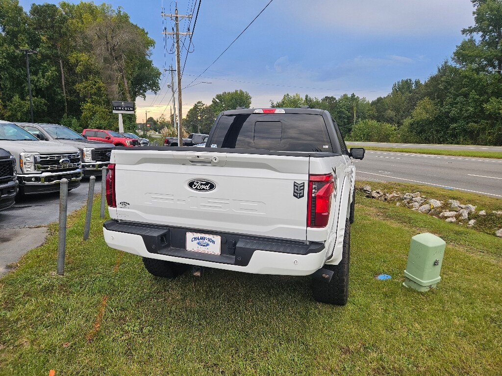 2025 Ford F-150 XLT photo 4