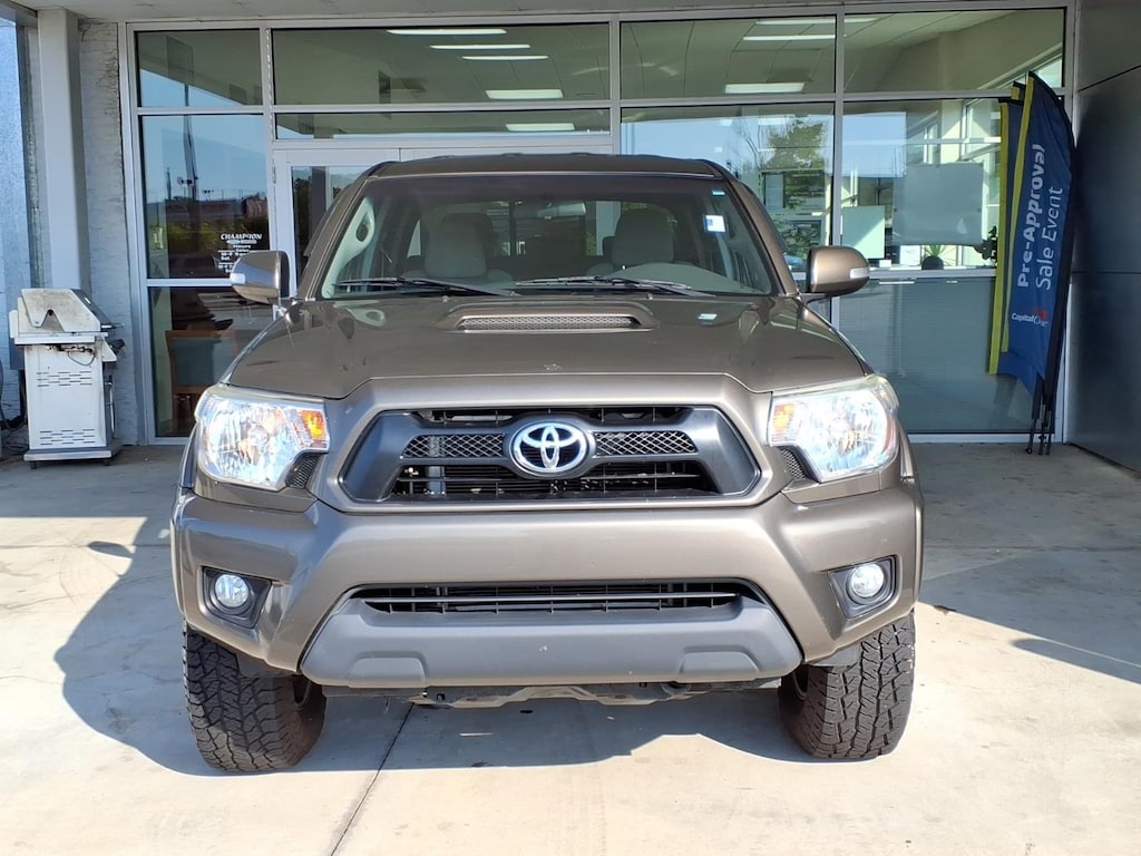 Used 2015 Toyota Tacoma V6 Truck Double Cab