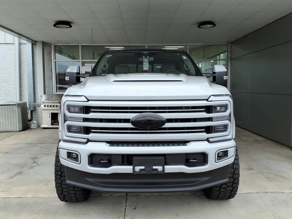 New 2026 Ford F-350 Super Duty Platinum 4x4 Platinum Crew Cab 6.8 ft. SB SRW Pickup