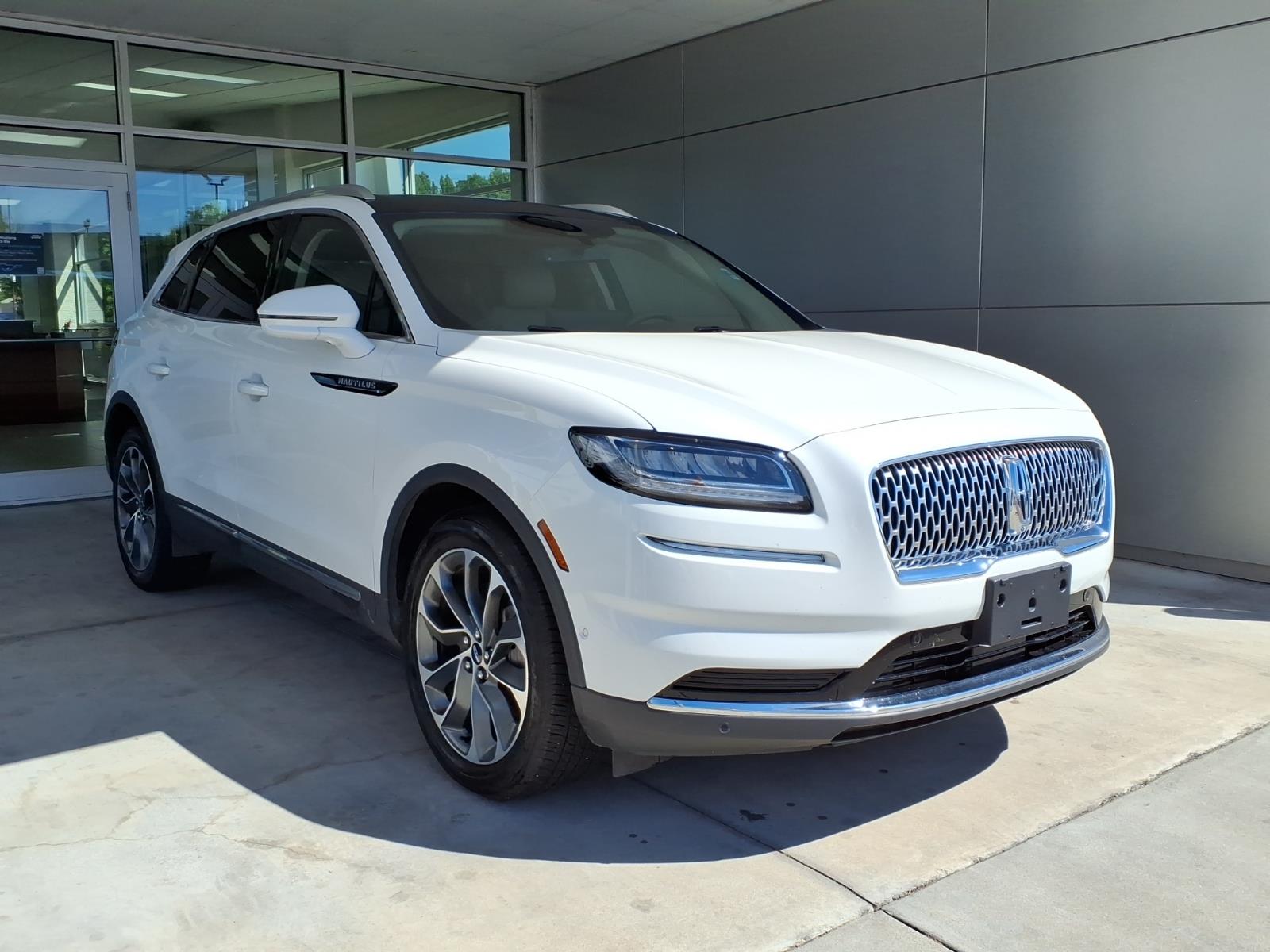2022 Lincoln Nautilus Reserve FWD's photo