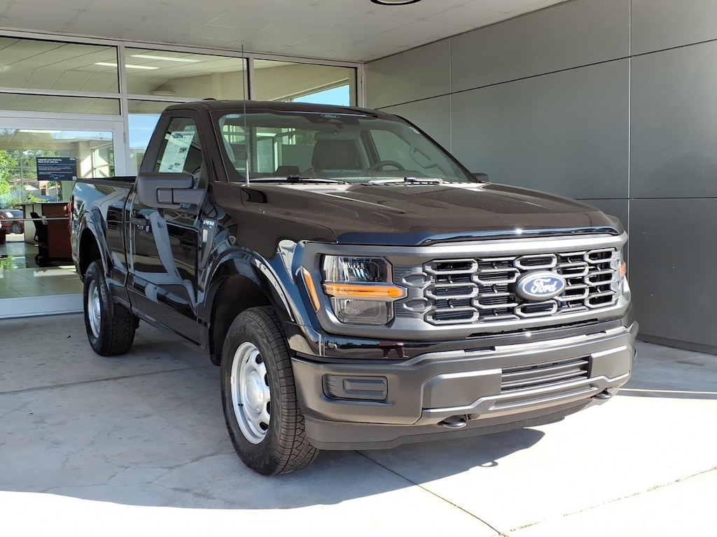New 2026 Ford F-150 XL 4x4 XL Regular Cab 6.5 ft. SB