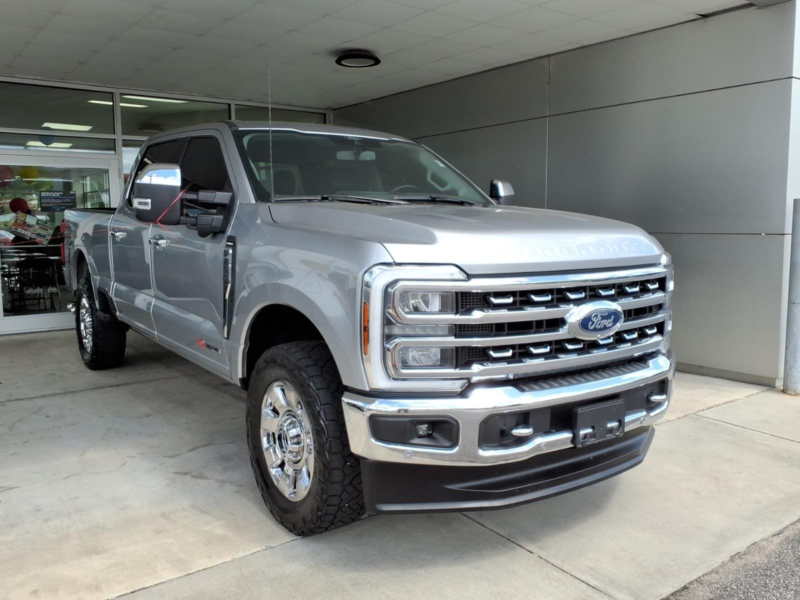 2024 Ford F-250 Lariat 4x4 Crew Cab 6-3/4' Box's photo