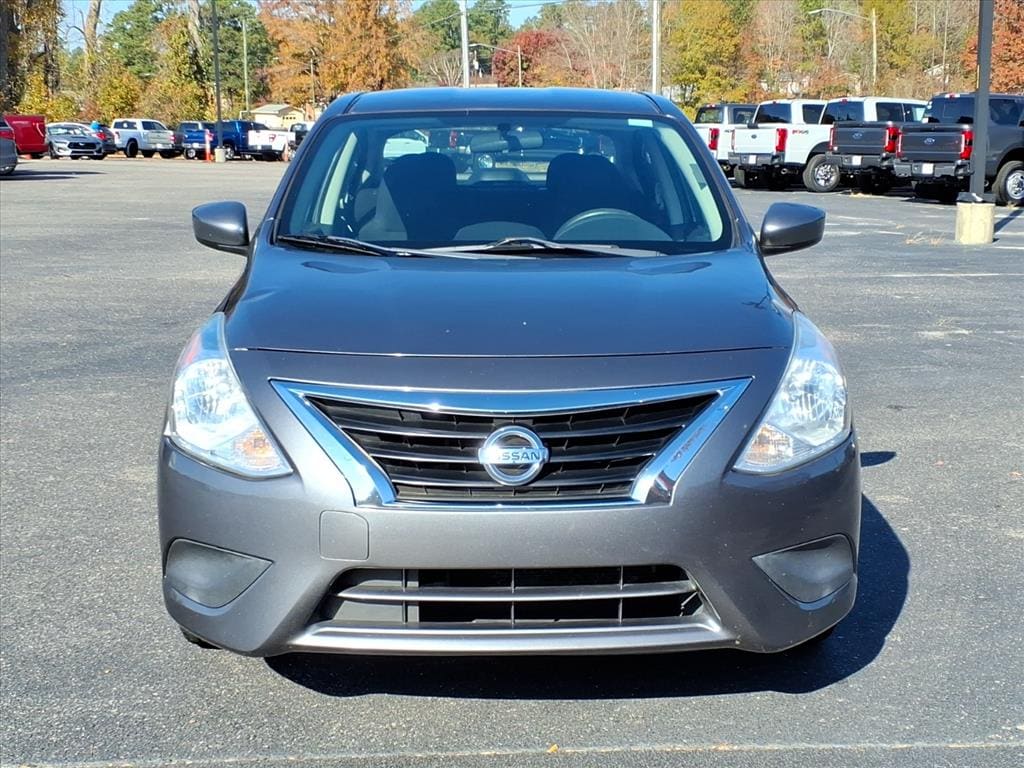 Used 2017 Nissan Versa 1.6 S Sedan