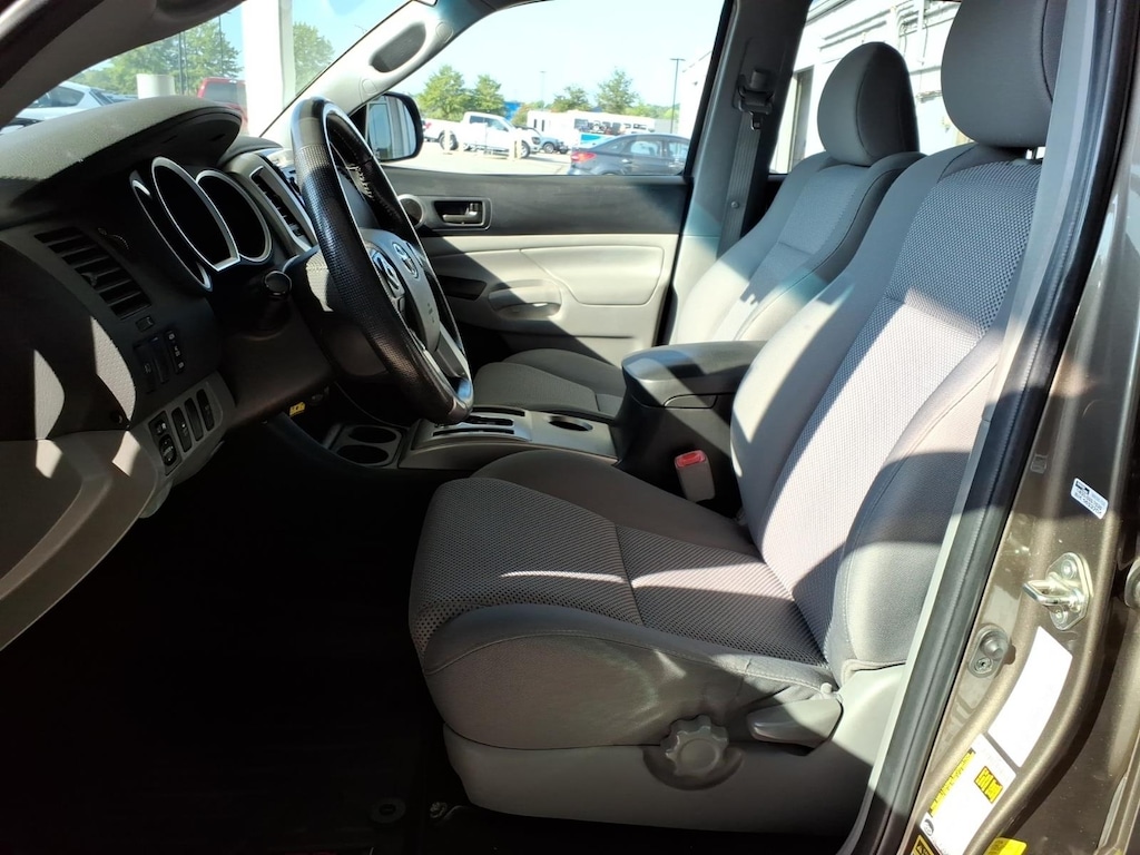 Used 2015 Toyota Tacoma V6 Truck Double Cab