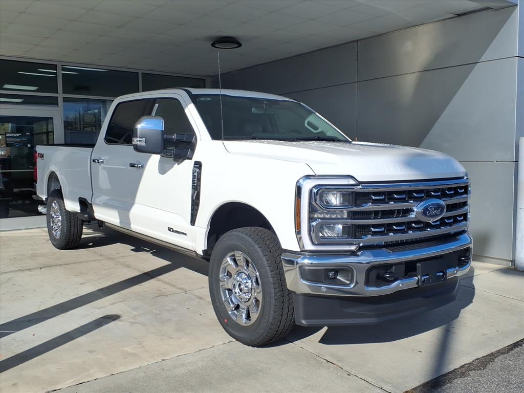 2026 Ford F-350 Super Duty Lariat's photo