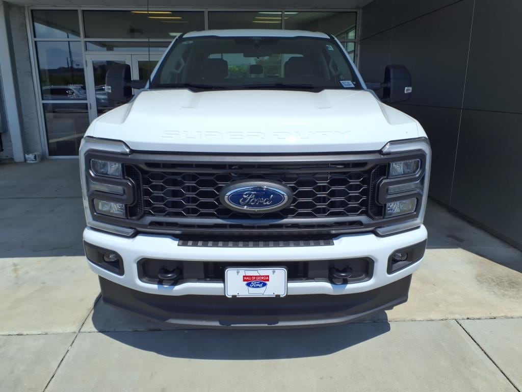 New 2025 Ford F-350 Super Duty XL 4x4 XL Crew Cab 8 ft. LB SRW Pickup