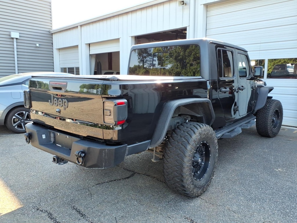 Used 2020 Jeep Gladiator Sport S Truck Crew Cab