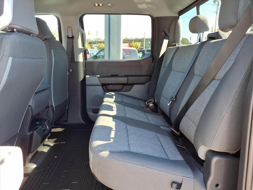 2026 Ford F-350 Super Duty XL - Photo 16